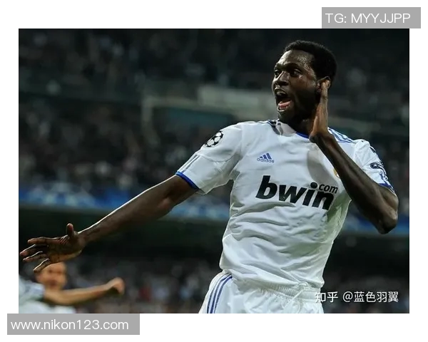 韦尔：阿德巴约持续提醒身高优势，助我成长